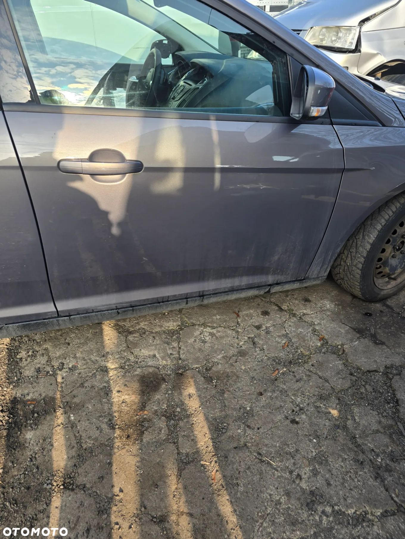 Drzwi prawy przód ford Focus mk3 w kolorze VB - 1