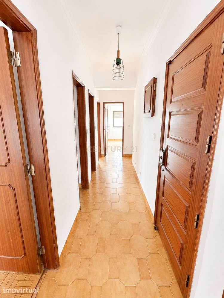 Apartamento com 3 quartos na Quinta do Brasileiro, Corroios - Grande imagem: 2/23