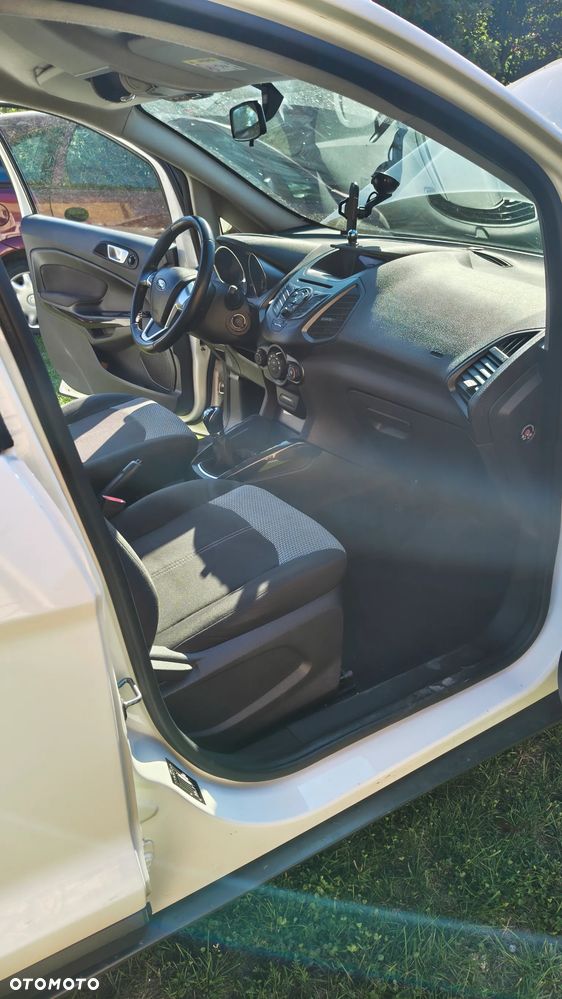 Ford EcoSport - 14