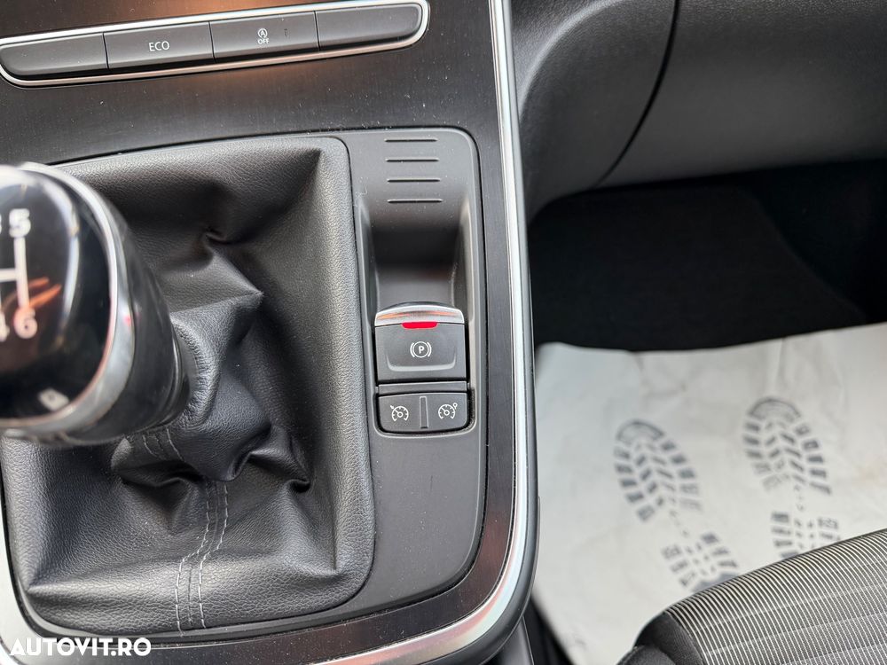 Renault Grand Scenic TCe 140 GPF BUSINESS EDITION - 20