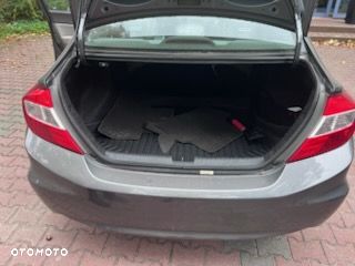 Honda Civic 1.8 Executive - 16