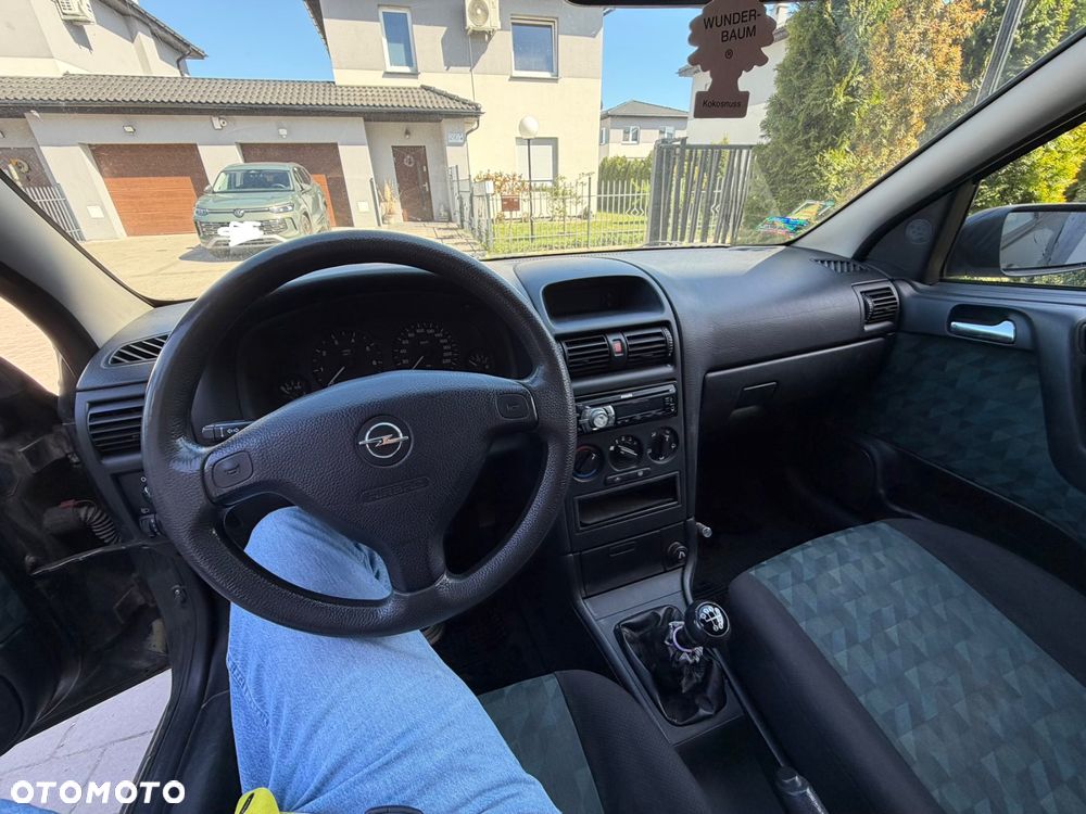 Opel Astra - 15
