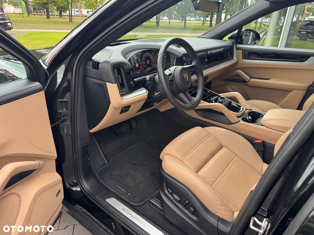 Porsche Cayenne Standard - 15