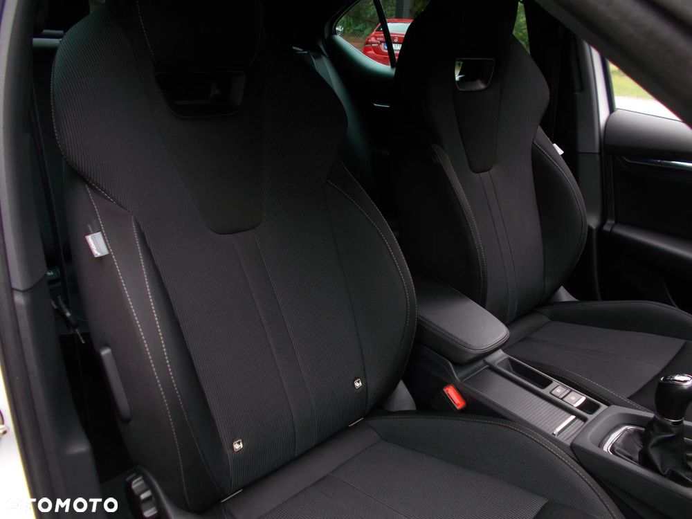 Skoda Octavia 1.5 TSI ACT Sportline - 4