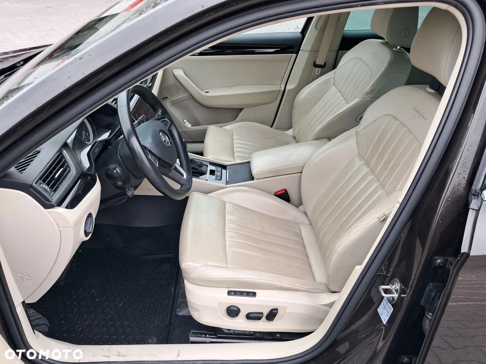 Skoda Superb 2.0 TDI 4x4 L&K DSG - 11