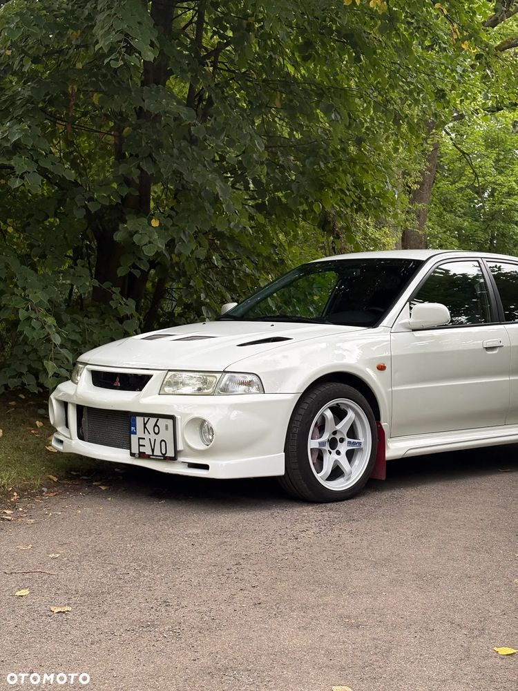 Mitsubishi Lancer Evolution - 4