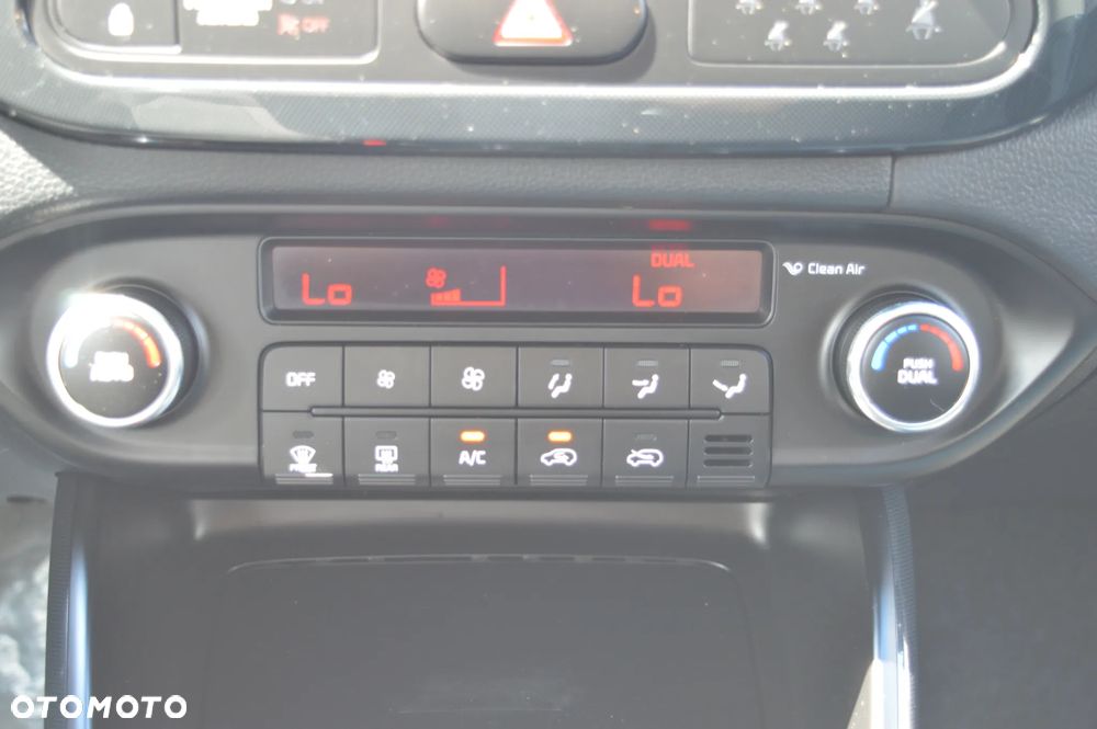 Kia Carens 1.6 GDI Business Line 7os EU6 - 14