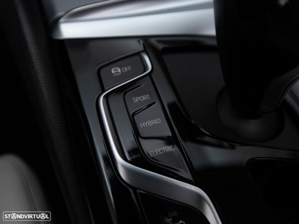 BMW 520 e - 23