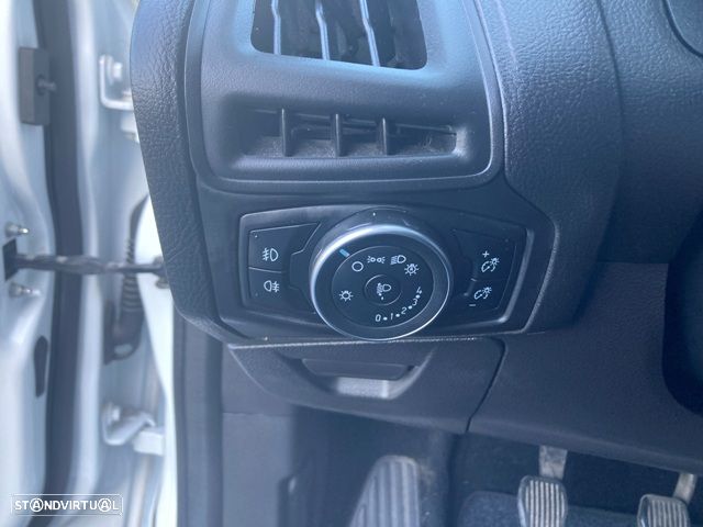 Ford Focus SW 1.5 EcoBlue S&S ACTIVE - 16