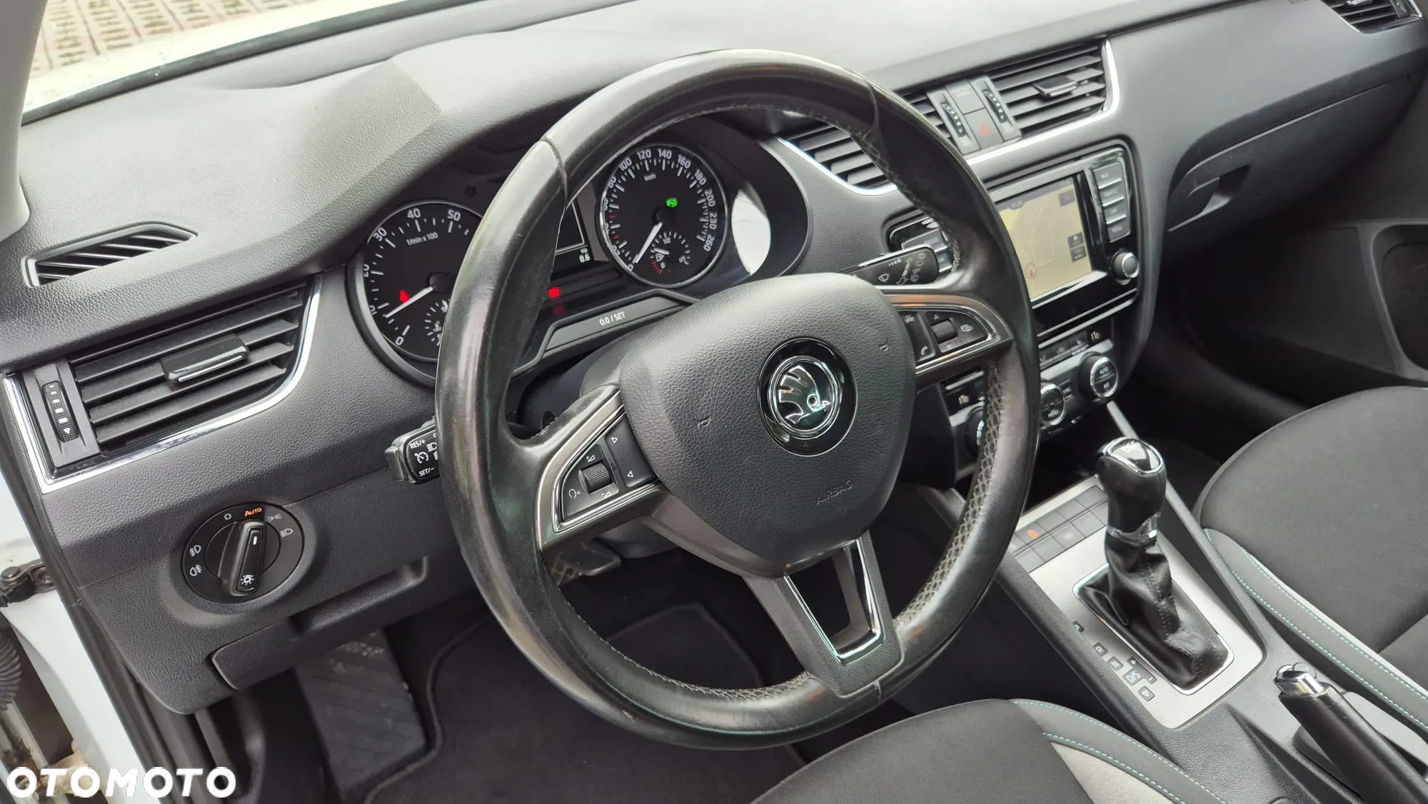 Skoda Octavia Combi 1.4 TSI DSG Ambition - 25