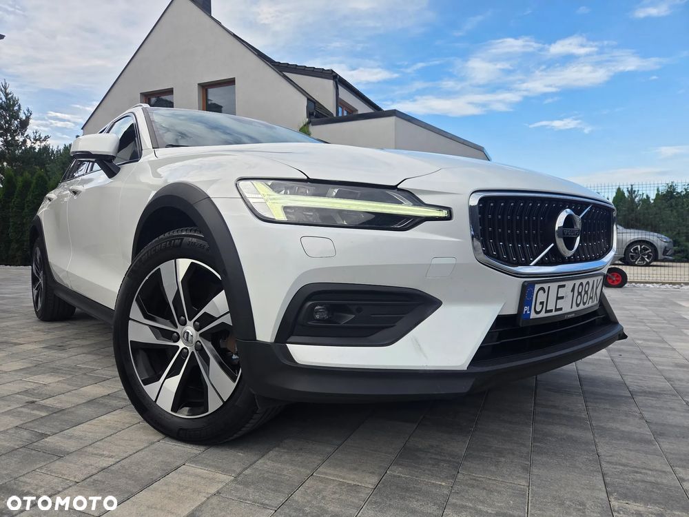 Volvo V60 Cross Country B4 D AWD Geartronic - 5