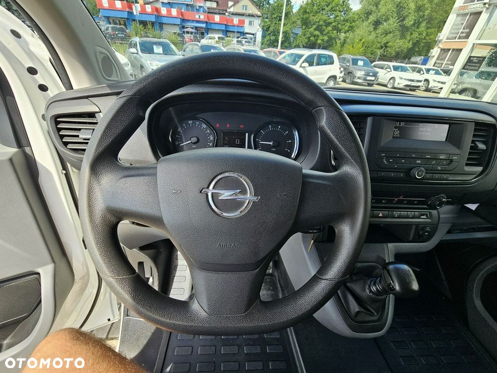 Opel Vivaro - 16