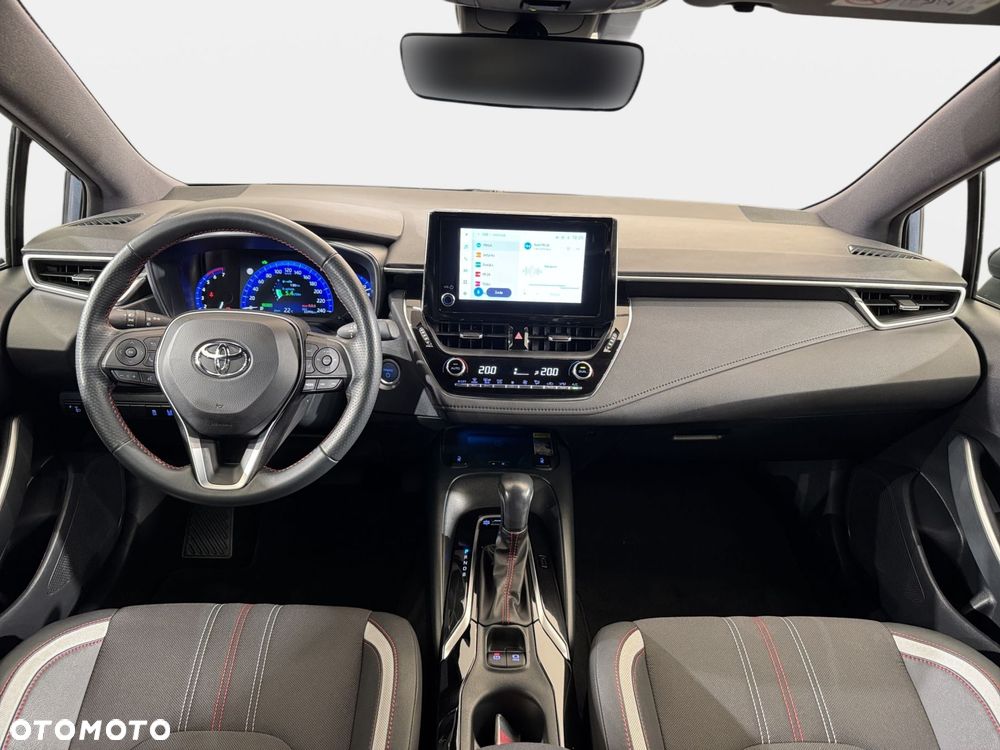 Toyota Corolla - 13