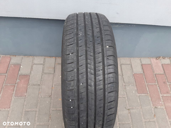 KUMHO SOLUS SA01 215/60/17 7,5mm 2017r