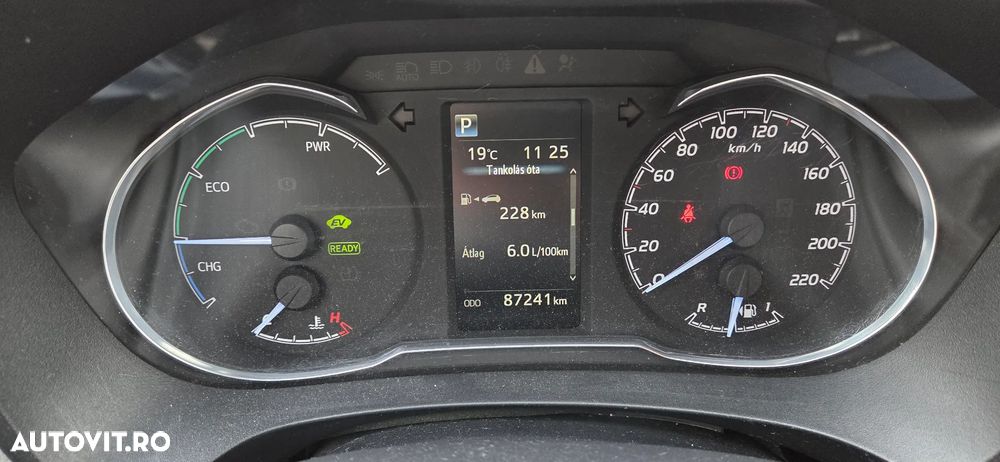 Toyota Yaris 1.5 VVT-i HSD Luna - 25