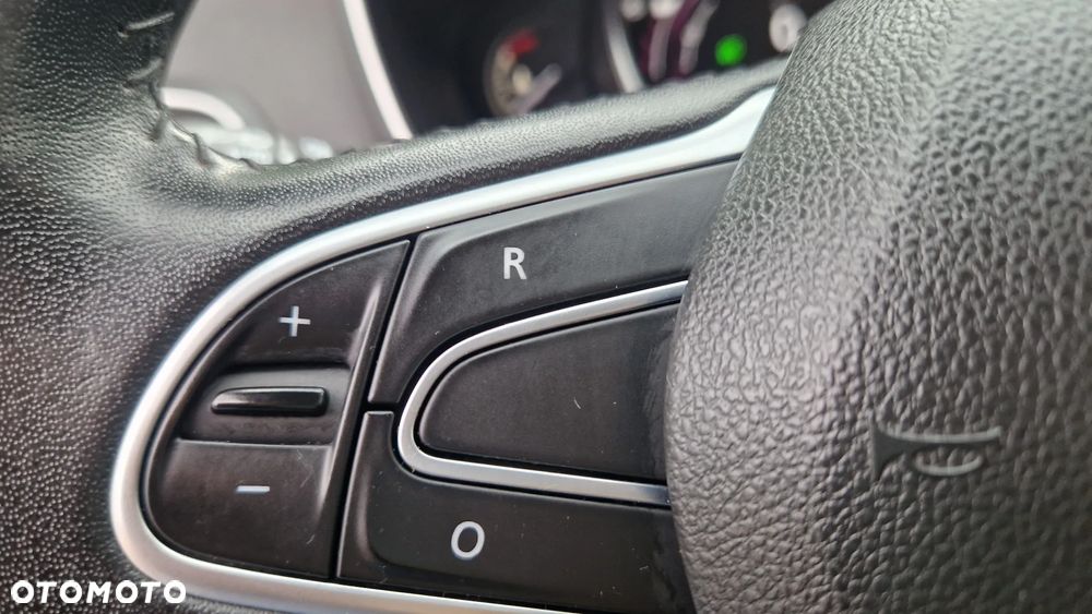 Renault Megane BLUE dCi 115 EDC LIMITED - 12