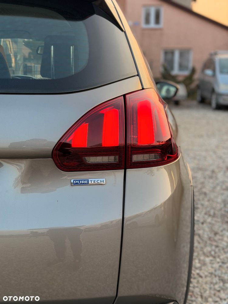 Peugeot 2008 PureTech 110 Stop&Start Allure - 9