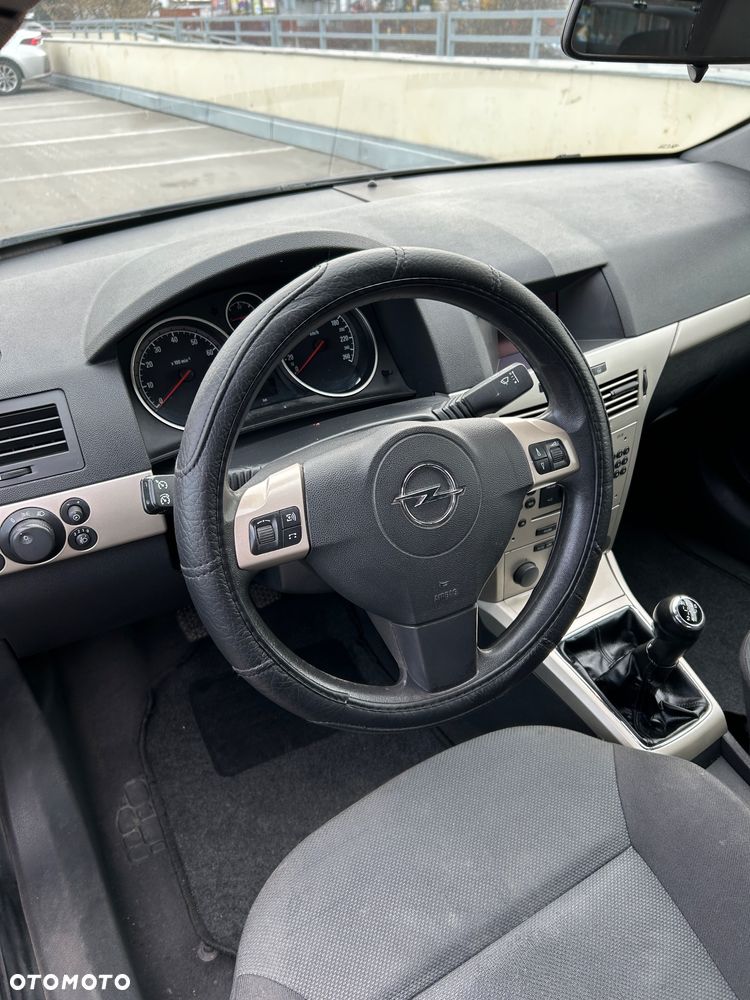 Opel Astra 1.8 Sport - 5
