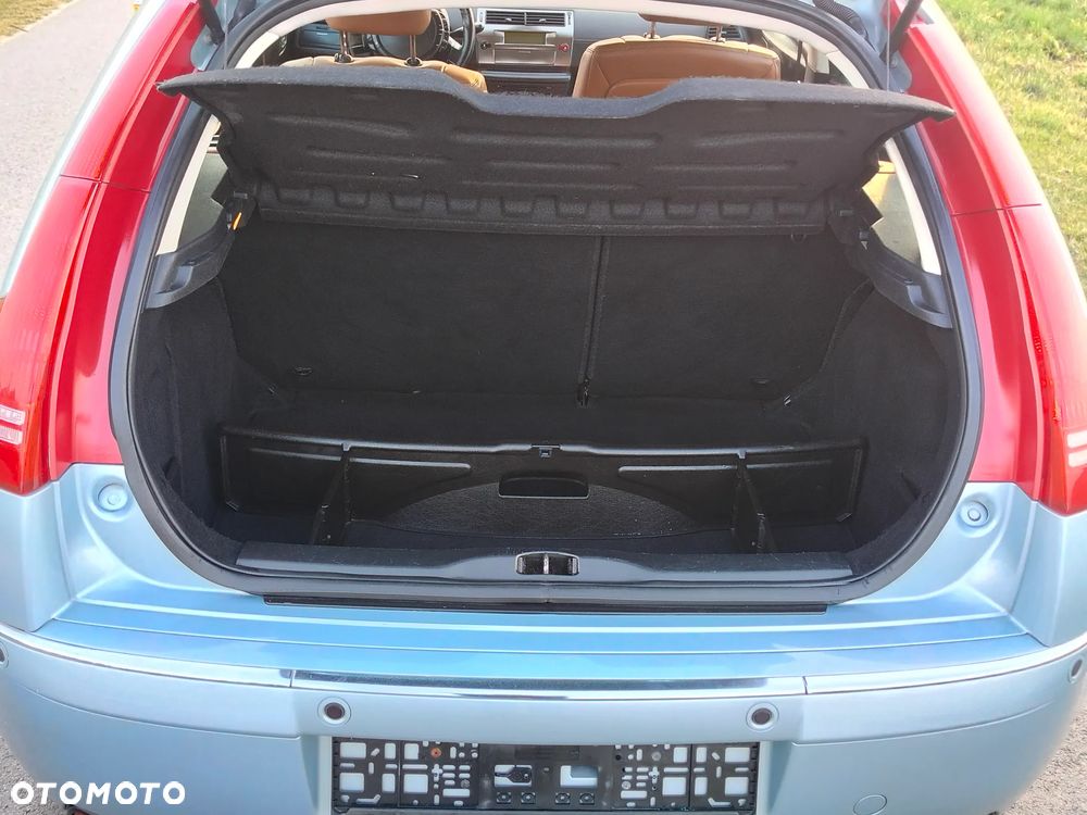 Citroën C4 1.6 16V Exclusive - 33