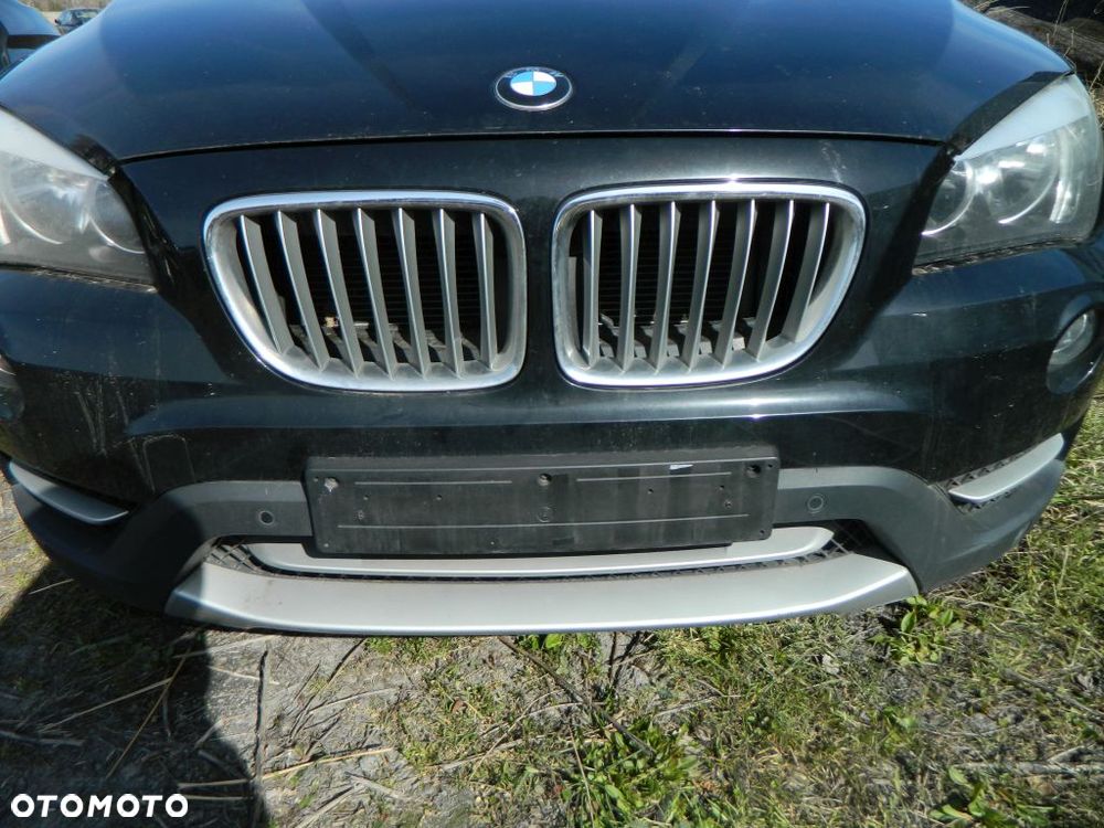 BMW X1 E84 LCI 2013 Black Sapphire Metallic 475 NA CZĘŚCI - 3