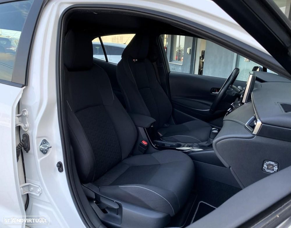 Toyota Corolla 1.8 Hybrid Comfort - 10