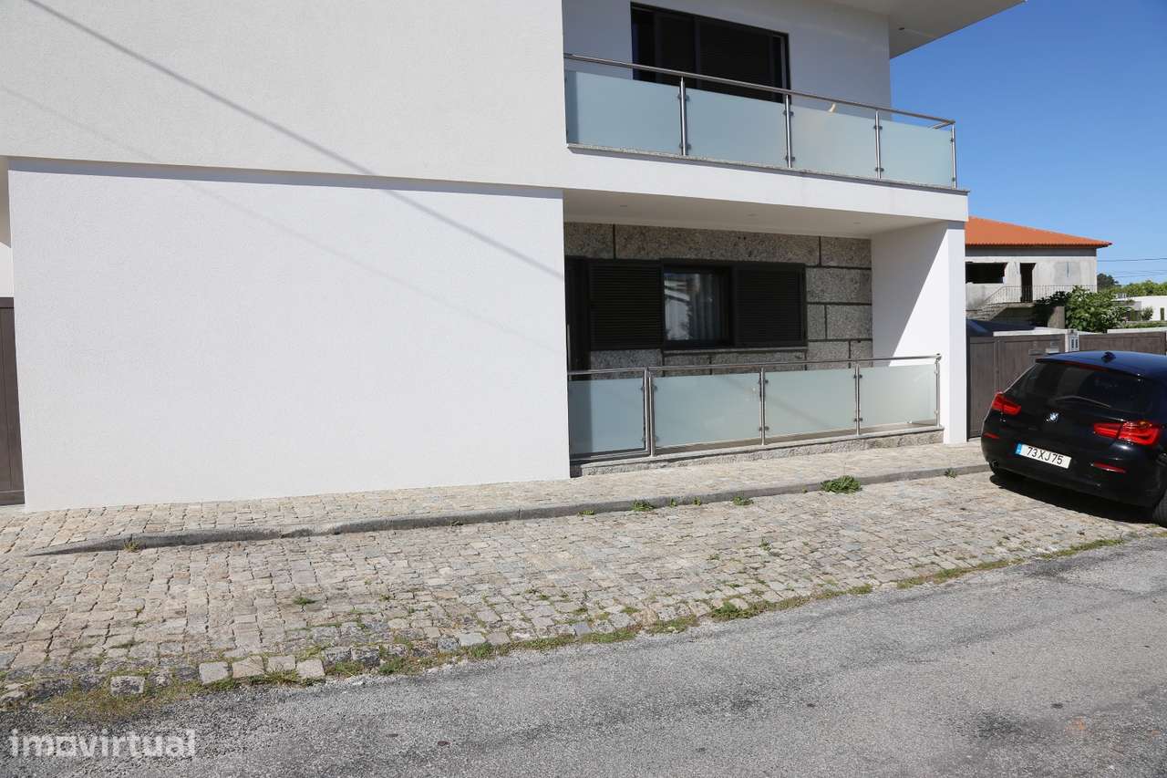 Andar Moradia T3 Venda em Lustosa e Barrosas (Santo Estêvão),Lousada - Grande imagem: 4/27