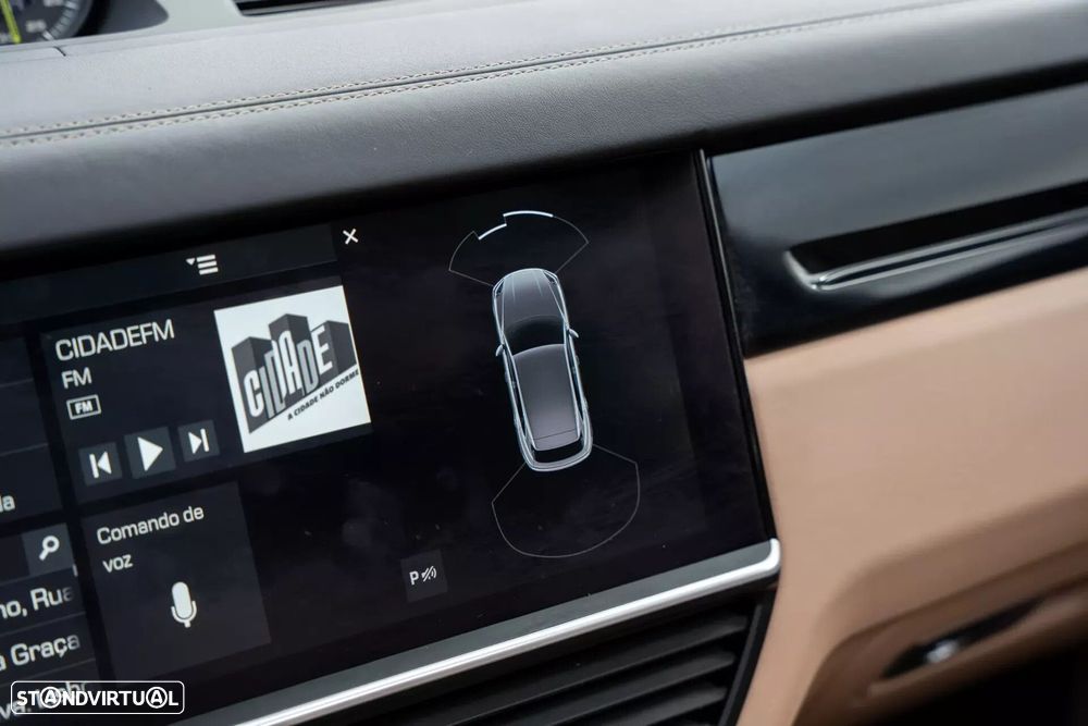 Porsche Cayenne - 15