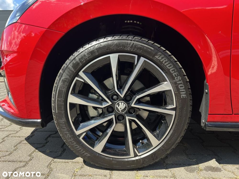 Skoda Fabia 1.0 TSI Monte Carlo DSG - 27
