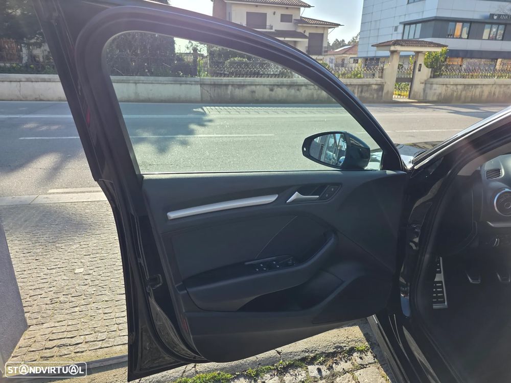 Audi A3 Sportback 1.6 TDI (clean diesel) S line Sport Pack - 17