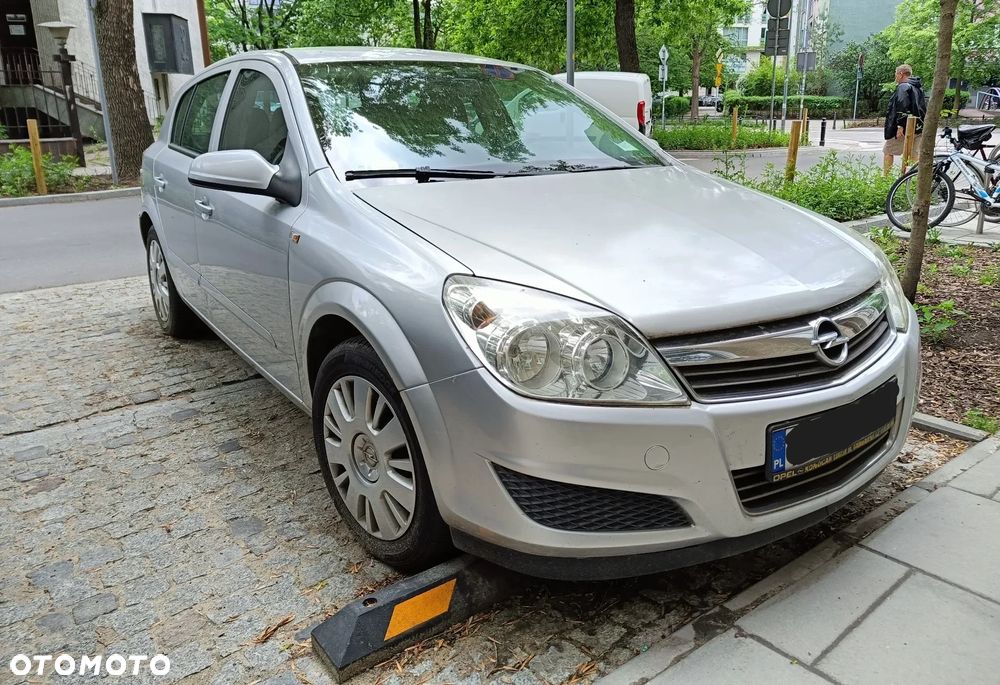 Opel Astra 1.3 CDTI Enjoy - 1