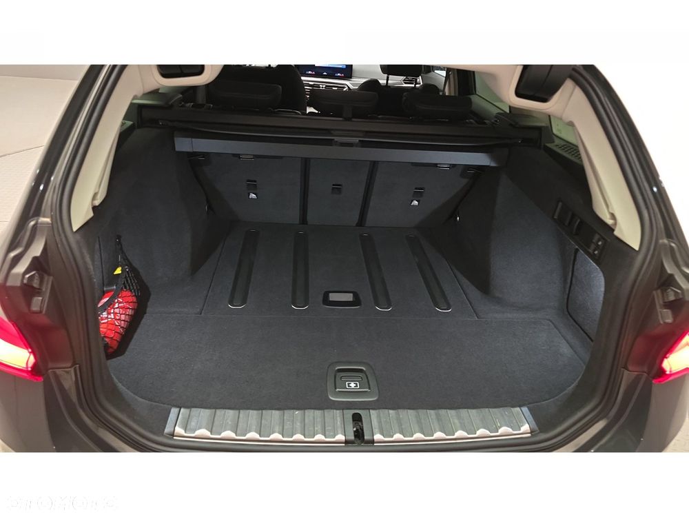 BMW Seria 3 - 24