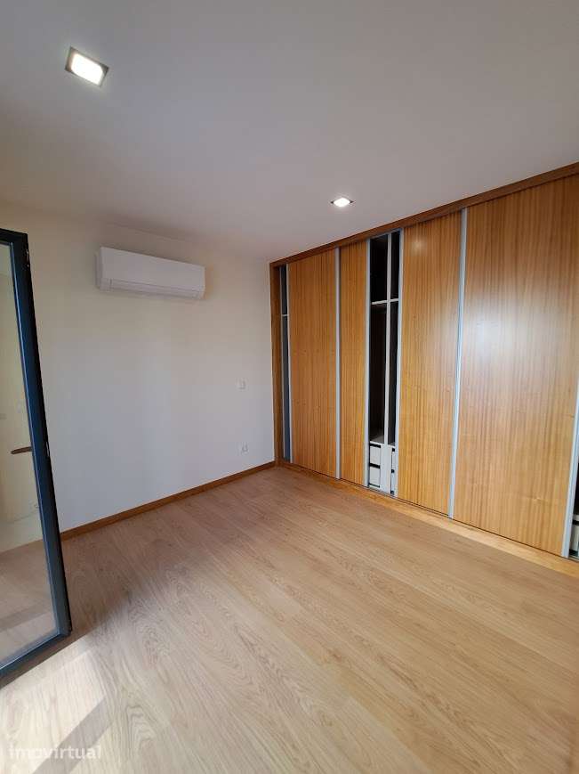 Moradia Nova Estilo Moderno T1 Rés-do-Chão - Grande imagem: 3/12