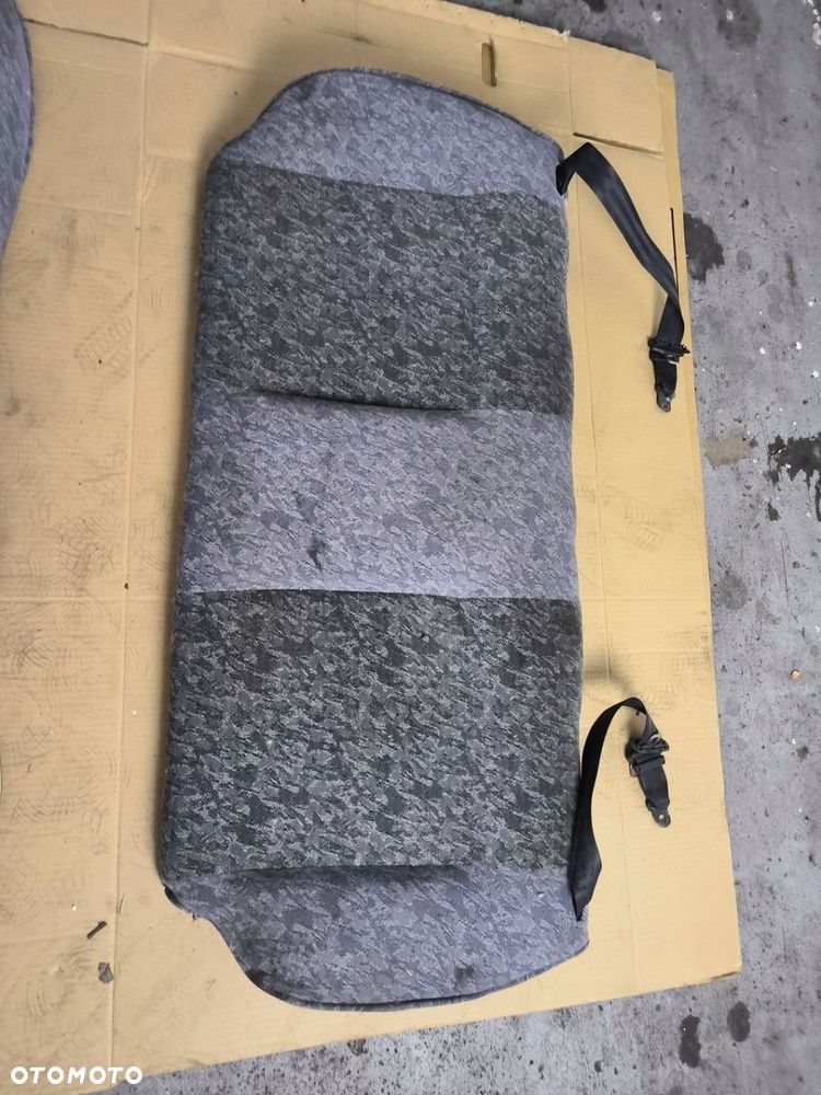 Volkswagen PASSAT B2 1986 Komplet Fotele / Kanapa / Komplet - 14