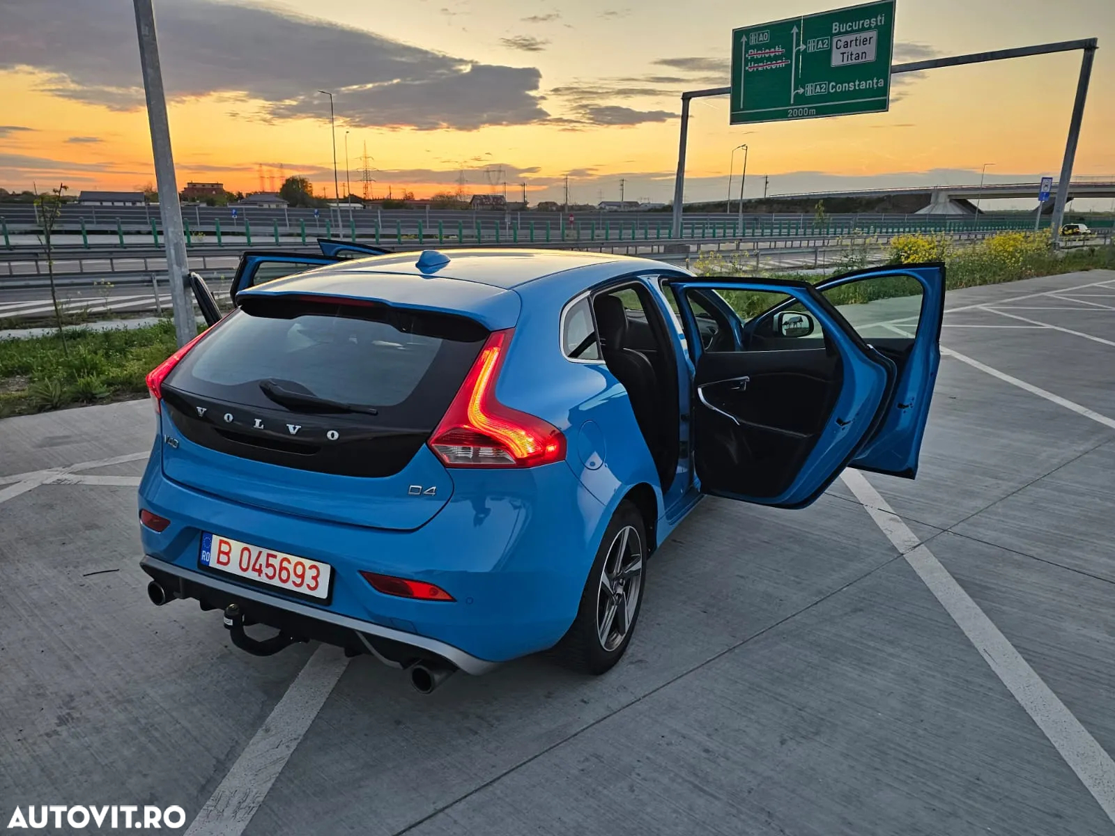 Volvo V40 D4 VEA R-Design - 7