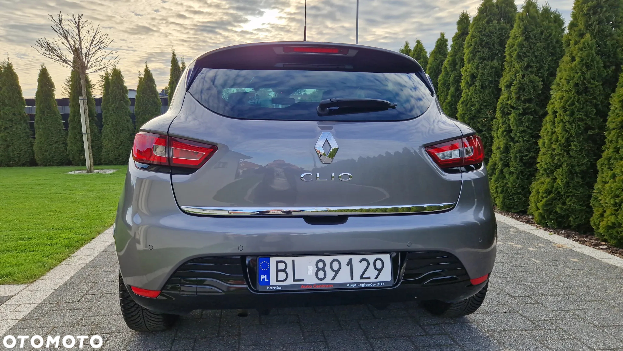 Renault Clio 1.2 16V 75 Limited - 5