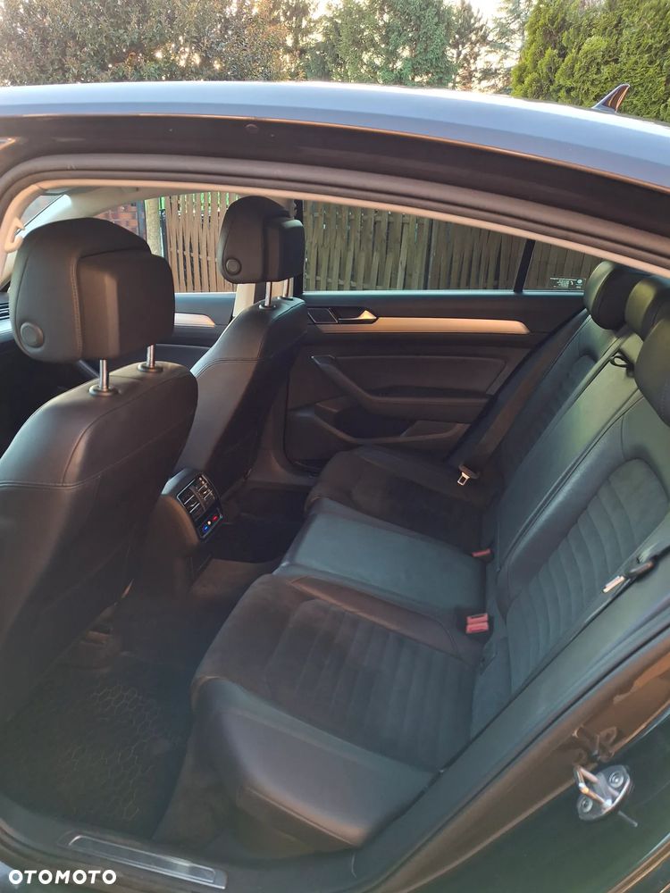 Volkswagen Passat 2.0 TDI SCR Highline DSG - 8