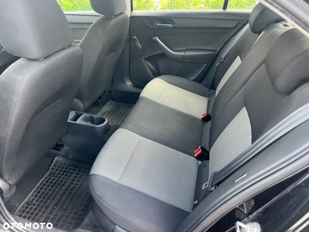 Seat Toledo 1.2 TSI Reference - 12