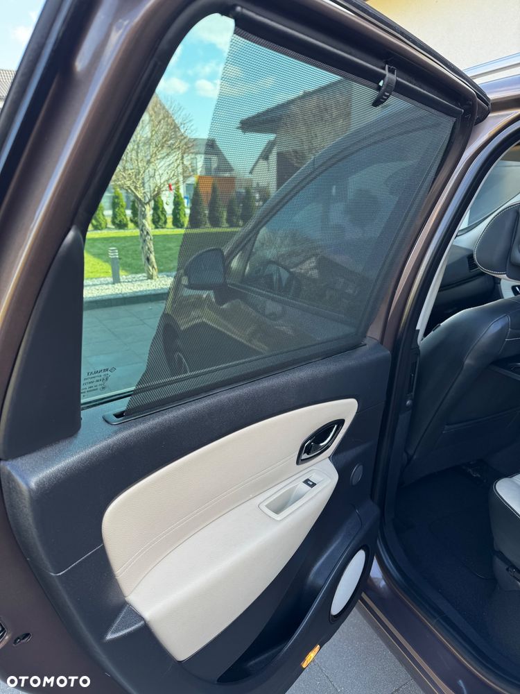 Renault Scenic - 32