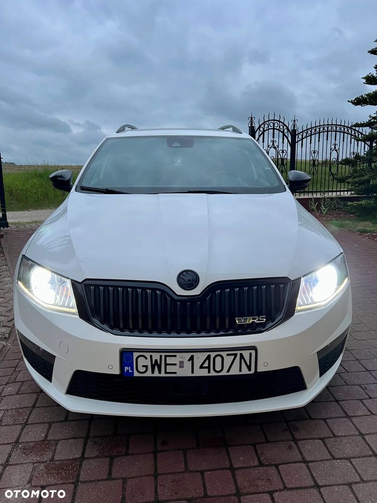 Skoda Octavia 2.0 TDI DSG RS - 5