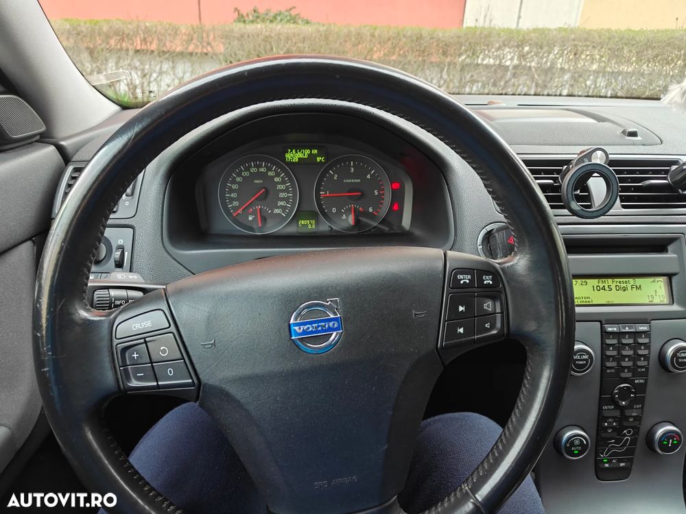 Volvo S40 2.0 D Momentum - 11