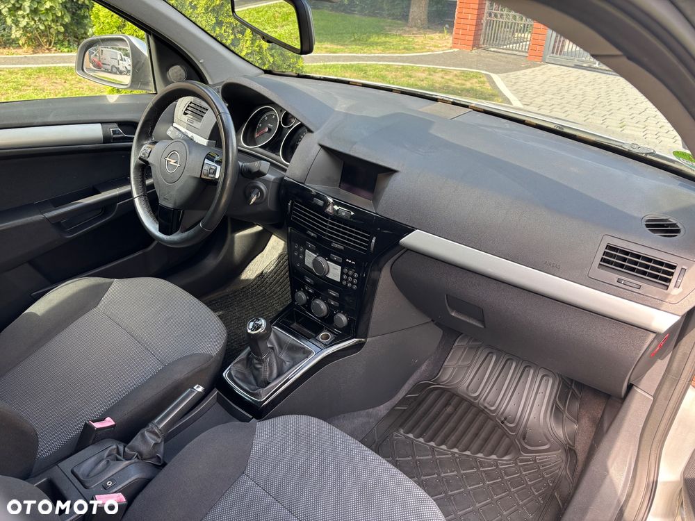 Opel Astra 1.7 CDTI 111 - 23