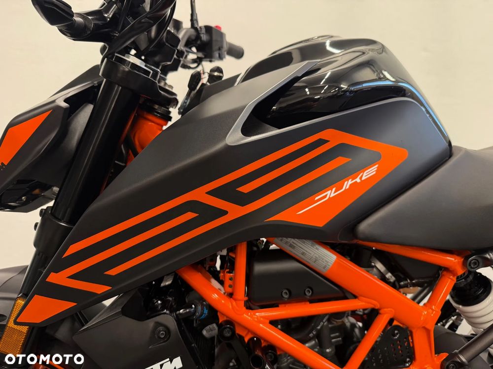 KTM Duke 125 - 17
