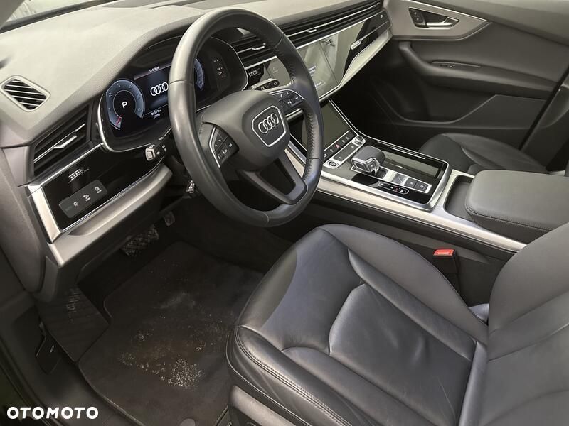 Audi Q7 - 10