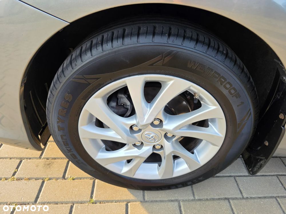 Toyota Auris 1.6 Premium - 34