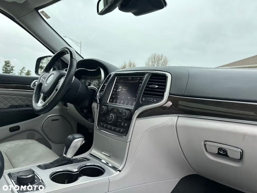 Jeep Grand Cherokee 3.6 V6 Summit - 26