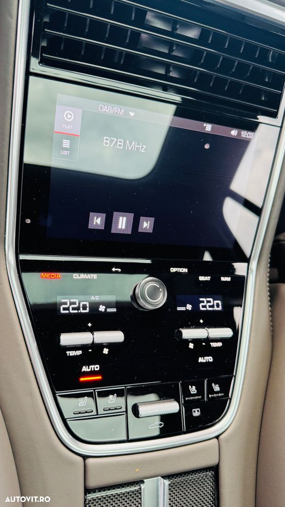 Porsche Panamera 4S E-Hybrid - 13