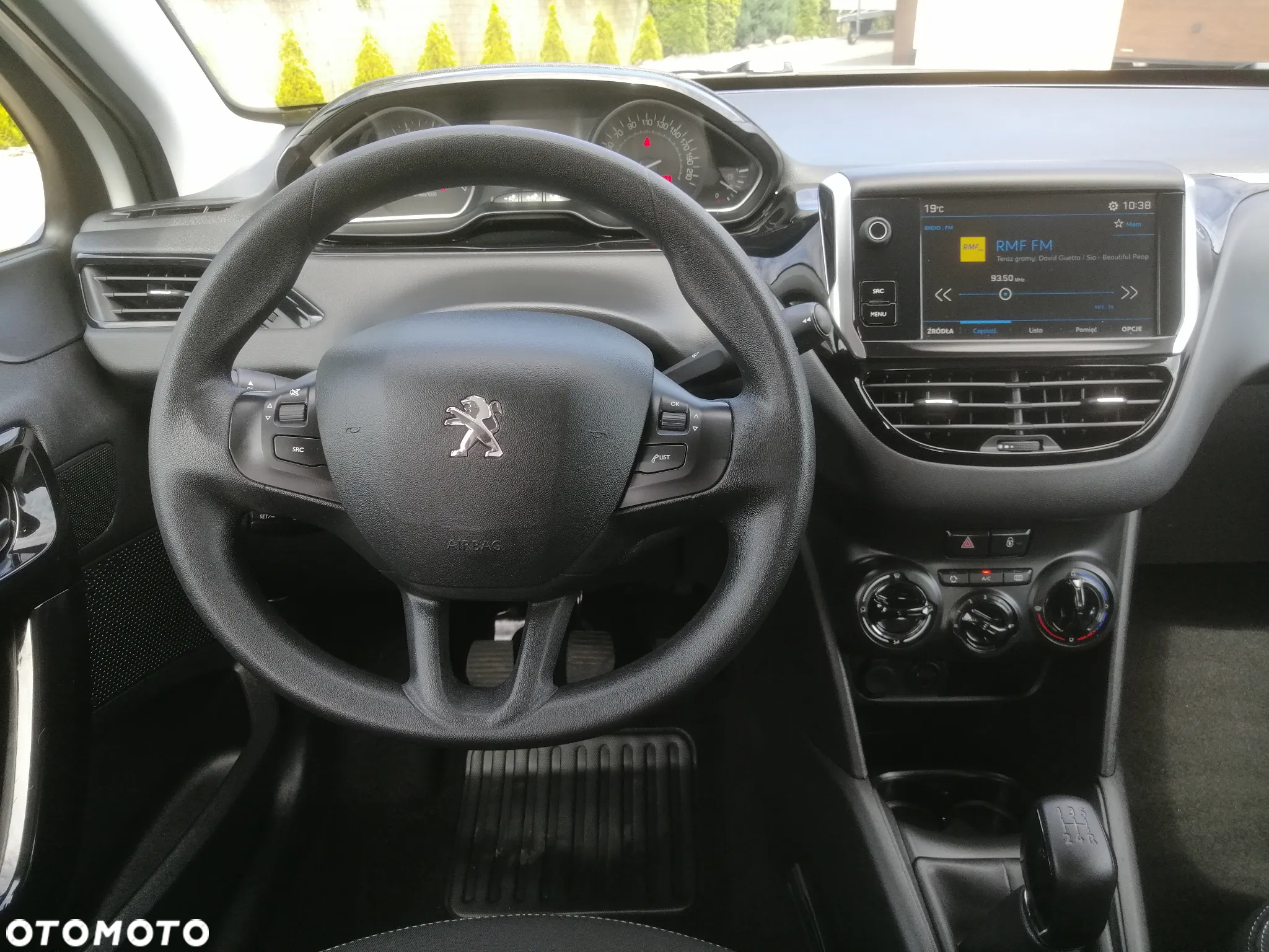 Peugeot 208 PureTech 82 Start & Stop Allure - 24