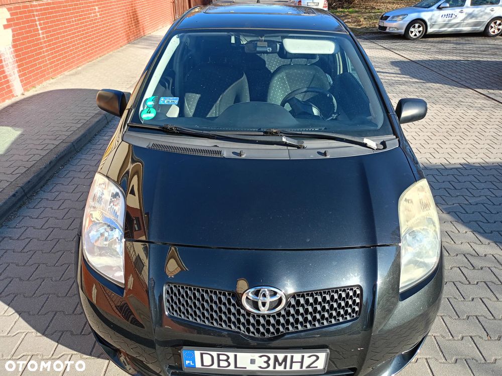Toyota Yaris - 8
