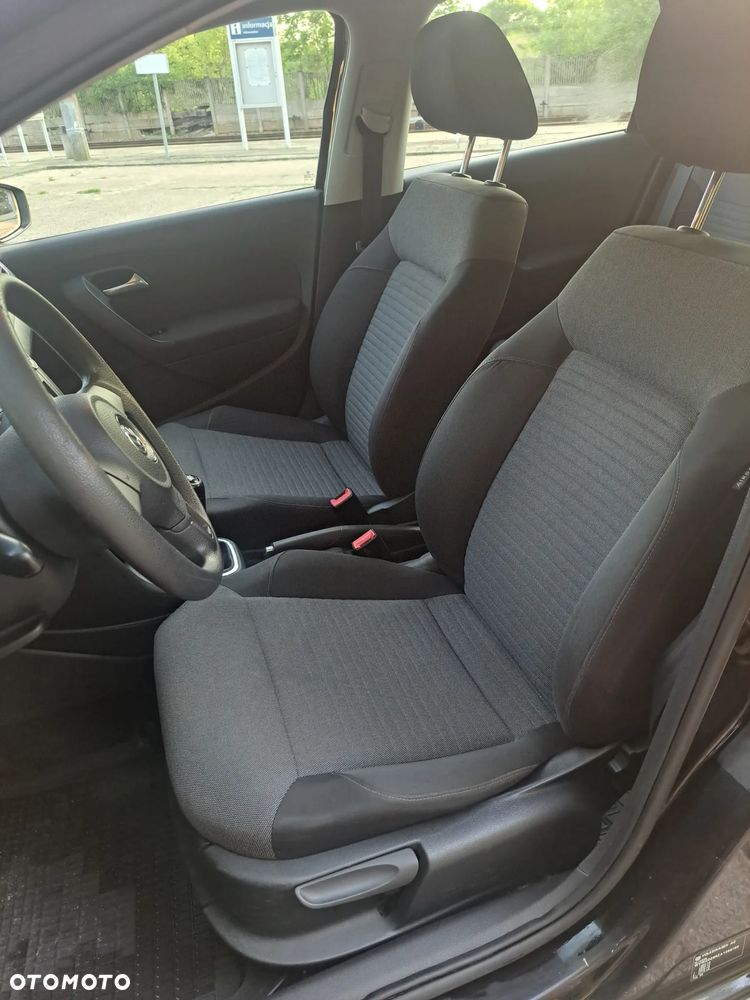 Volkswagen Polo - 11