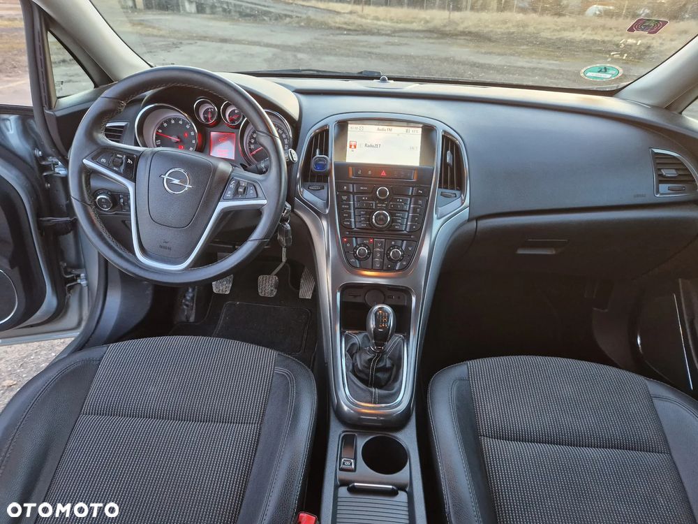 Opel Astra - 16